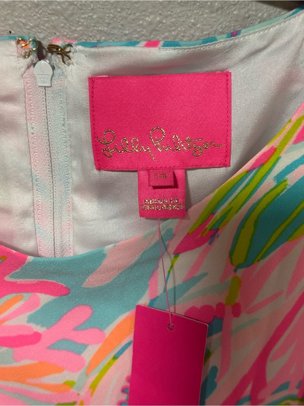 NWT Lilly Pulitzer Masey Short Sleeve Romper in Carnivale Coral size 14 NWT - Picture 5 of 9